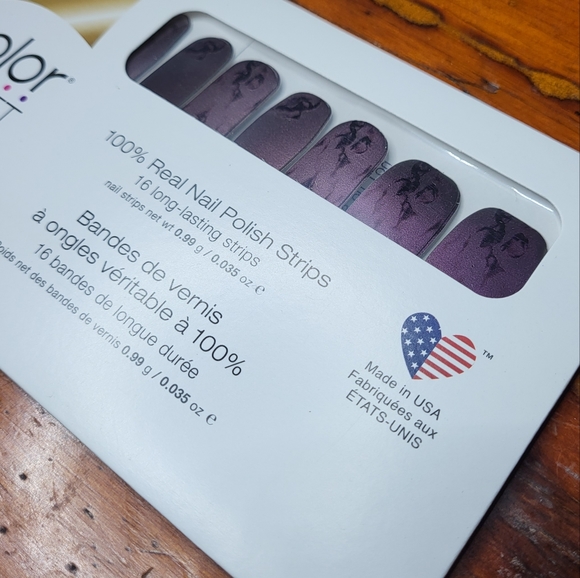 Smokes On You - Picture 1 of 4